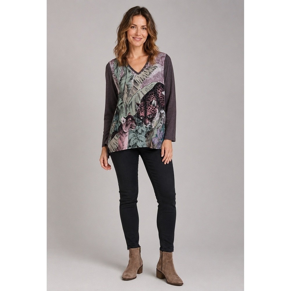Anthropologie Akemi + Kin Leopard Fauna Henley Top Womens XS Gray‎ Linen Blend
